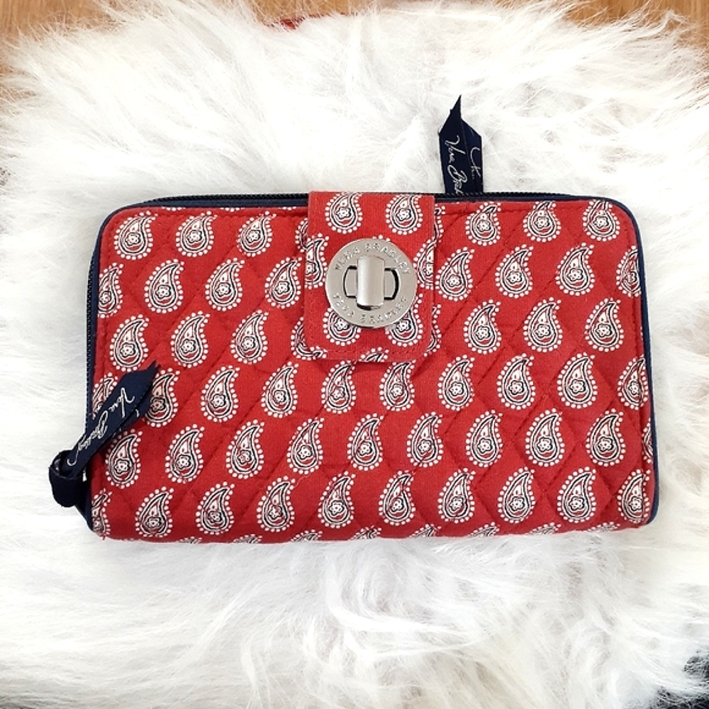🍃 Vera Bradley wallet organizer